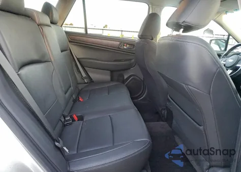 2015 Subaru Outback 3.6R Limited z USA, uszkodzony, nr VIN 4S4BSENC3F3251634